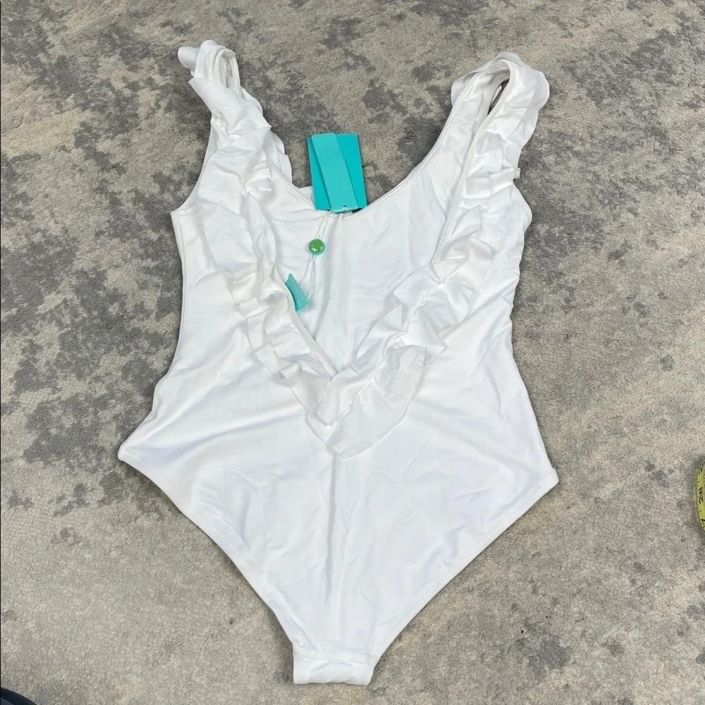 NWT Melissa Odabash Seville V Neck Ruffle One Piece Swimsuit White Sz 6